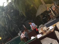-三亚亚龙湾雅高美爵酒店