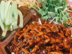 -老郑家东北春饼(龙悦居店)