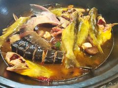 -崔记生活·铁锅炖鱼粘卷子(总店)