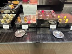 -圣丰索菲特·2 On 988 Café 自助餐厅