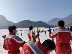 -济南卧虎山滑雪场