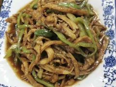 水面筋青椒炒肉丝-协和菜馆(凤凰街店)