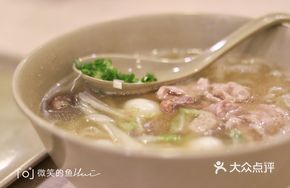 Fresh Mushroom Pork Noodle Soup