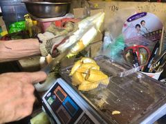 -曼阁市场水果批发市场