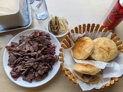 -闫家驴肉老店(华电一校店)