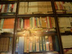 -钟书阁(松江泰晤士小镇店)