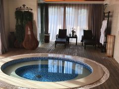 -中家鑫园温泉酒店鑫悦汤泉