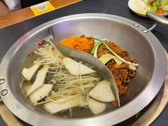 -沸炉重庆老火锅(军事博物馆店)