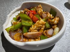 尖椒爆炒鱿鱼-达叔香味海鲜(海棠68环球美食街店)