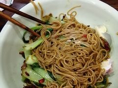 -万方圆拌粉瓦罐汤(五湖国际店)