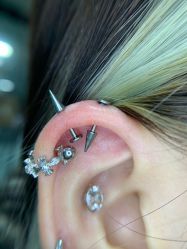 -苏针艺纹身·穿孔饰品