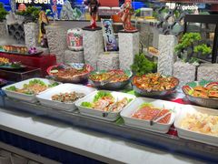 -四囍码头海鲜烧烤自助火锅(外滩南京东路悦荟广场店)