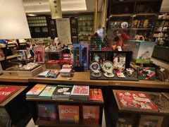 -茑屋书店(天目里店)