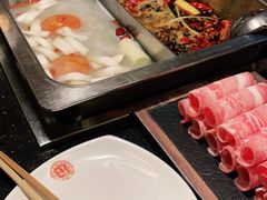 -百年川椒重庆老火锅(光谷店)