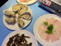 吃稻谷文昌鸡-千岛蚝高压锅生蚝·人参火锅(白云万达店)