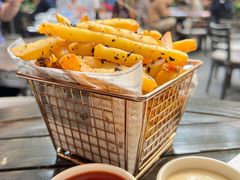黑松露薯条-Calix&Lay's(新天地店)