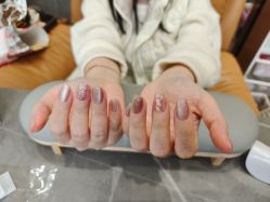 -猪猪女孩日式美睫美甲