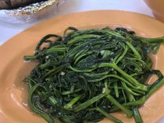 -长城砂煲田鸡粥