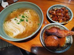 -老外婆本帮面(塔城路店)