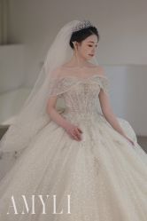 -艾米丽婚纱礼服
