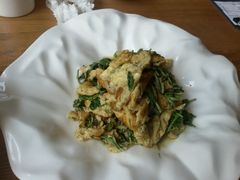 香椿炒土鸡蛋-马仕玖煲·融合菜·酥不腻烤鸭(人大店)