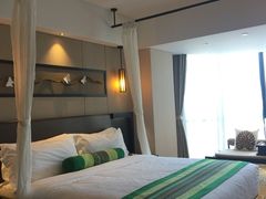 -深圳罗湖东门步行街亚朵X酒店