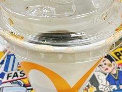 可口可乐-麦当劳(虹桥南丰城店)