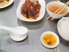 -华香鹅快餐店