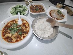 -华光驿站私房菜·黑金冠
