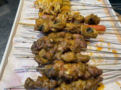 -绿地三只羊羊肉串(万科店)