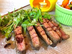 -香格里拉鱼跃地中海西餐厅·牛排披萨