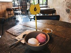 红毛丹雪芭-莓园冰淇淋店