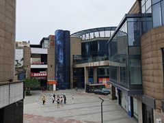 -绿地·新都会-地下停车场