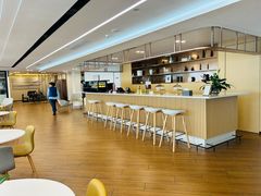 -上海宝信宝马4S店