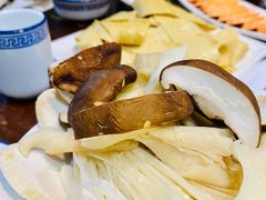 菌菇拼盘-大明铜锅·烤涮坊·烧烤(新开路店)