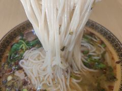 -肇兴特色牛肉粉