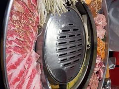 -哈哈碳都·牛肋条无限自助烤肉(宝龙店)
