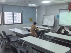 -朗阁·雅思托福·留学英语·国际学校(国贸校区)