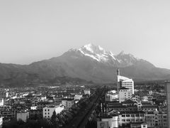 -官房大酒店-玉龙旋宫观景餐厅