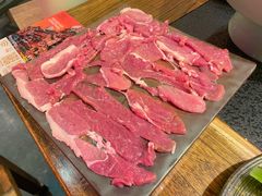手作羊后腿-山城棒棒军手作火锅·天花板手撕水牛鲜毛肚(北京店)