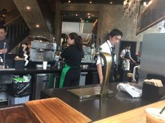 -星巴克臻选(湖滨道店)