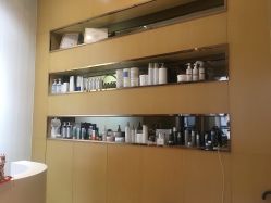 -JNK皮肤管理中心