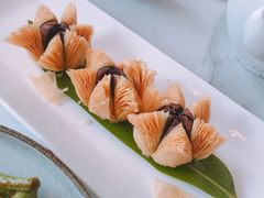 荷花酥-五号茶居·新派粤菜·岭南五号酒店(沿江中路店)