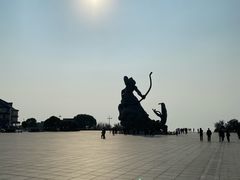 -巴陵广场