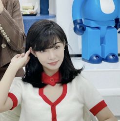 -东秀护肤造型