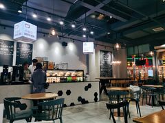 大堂-HELLO 27 意面·沙拉·帕尼尼