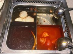 经典麻辣火锅-海底捞火锅(让胡路万达店)