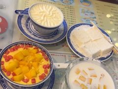 -广信牛奶甜品世家(台东店)