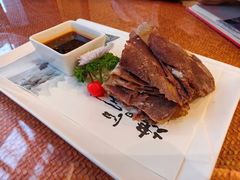 皮影牛肉-唐山宴百姓府邸院落中餐