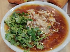 鸡肉菌菇豆腐脑-和众大油条(维明路店)